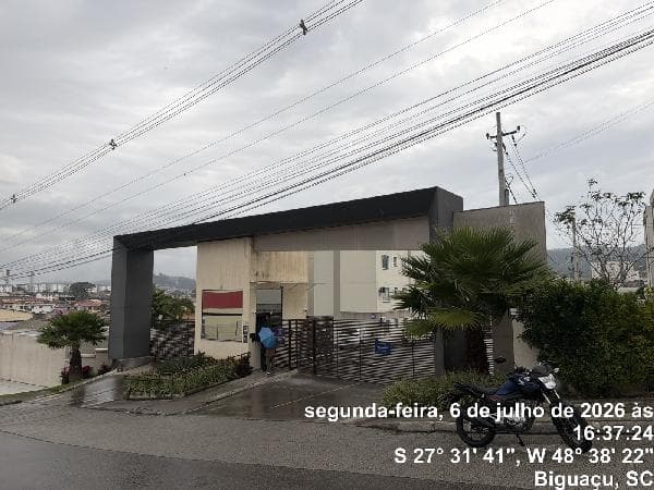 COND RES FLORES DO VERAO