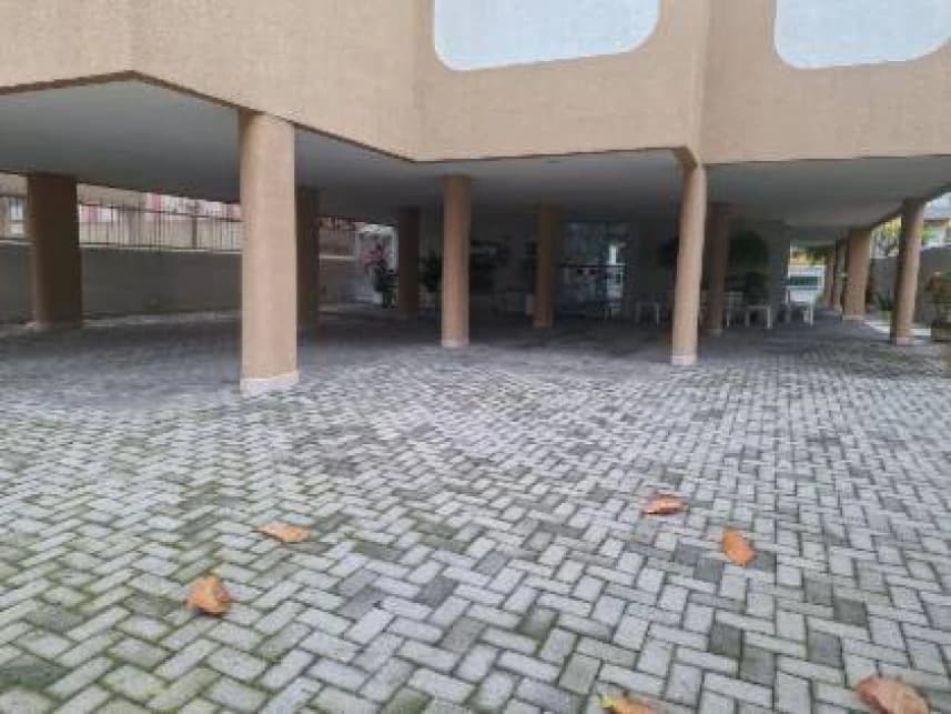 Apartamento à venda em leilão - foto 3