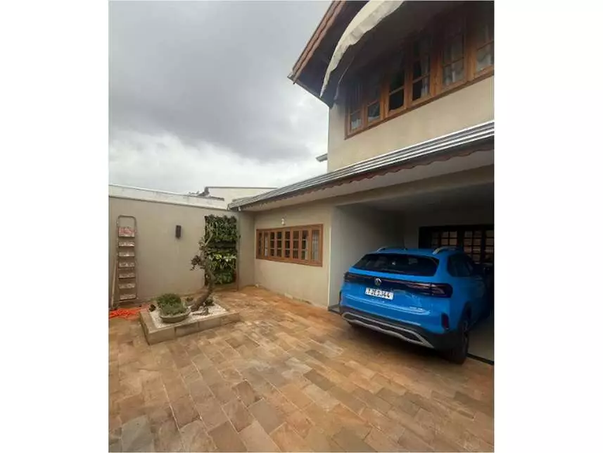 Sobrado à venda em leilão - foto 5
