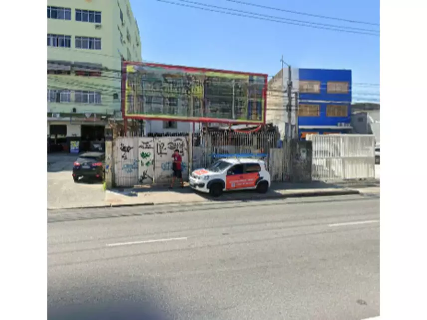 Terreno à venda em leilão