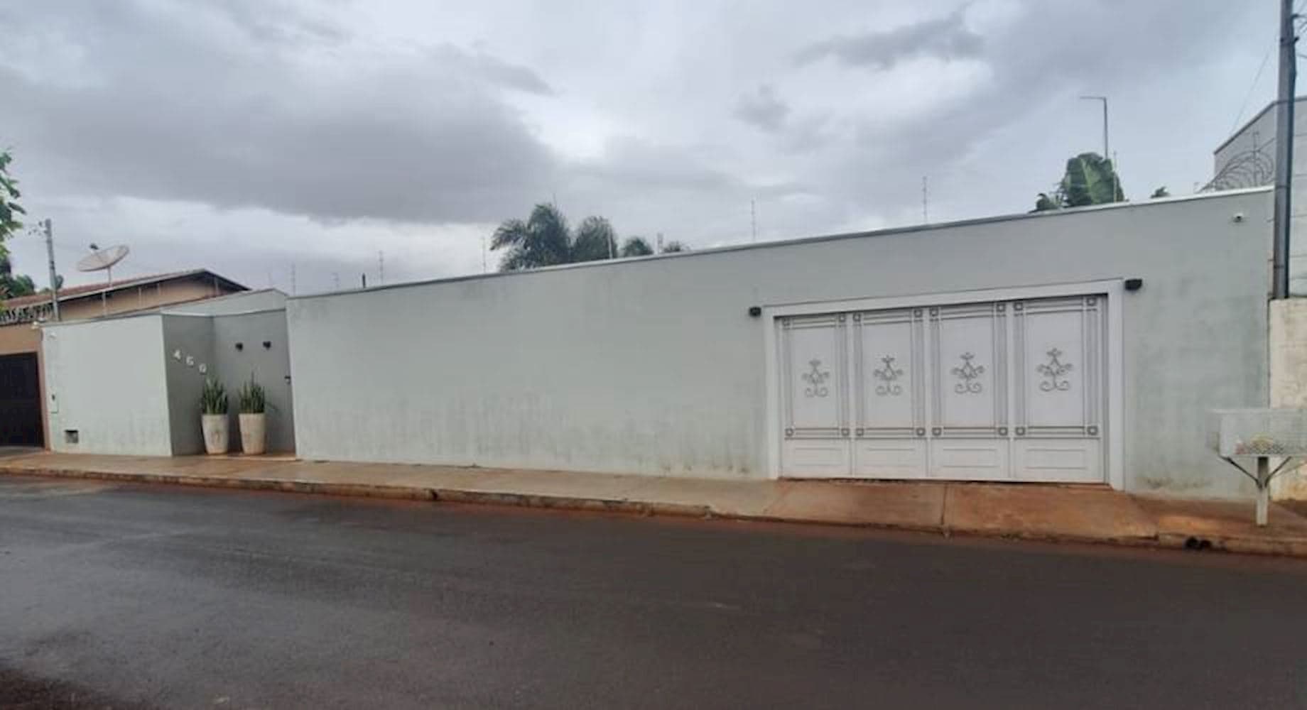 Casa, Padrão, 0 vaga(s) de garagem