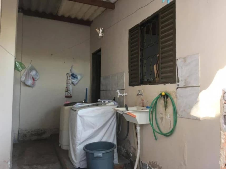 Casa à venda em leilão - foto 2