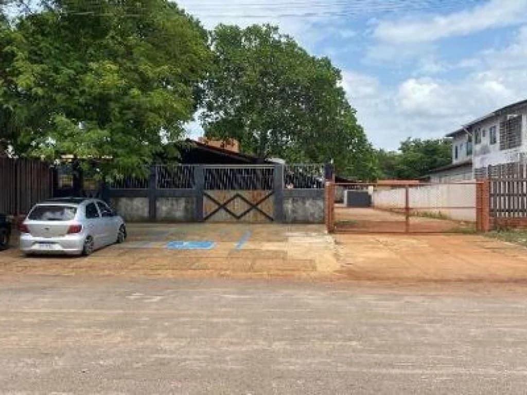Galpão 828 m² (área construída) e 2.009 m² (terreno) - Setor Sudeste - Palmas - TO