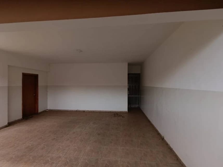 Casa à venda em leilão - foto 2
