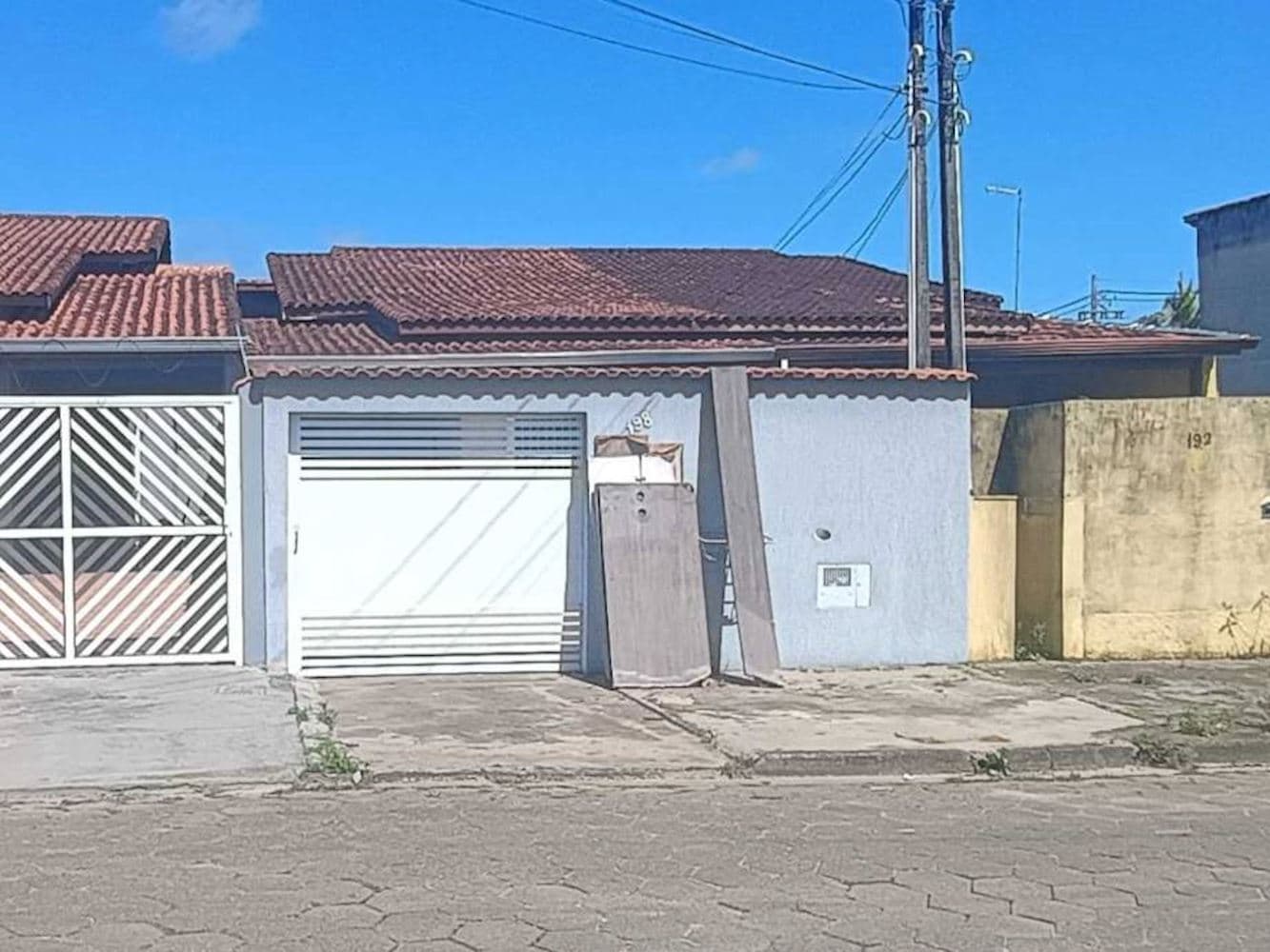 Casa, Padrão, 1 vaga(s) de garagem