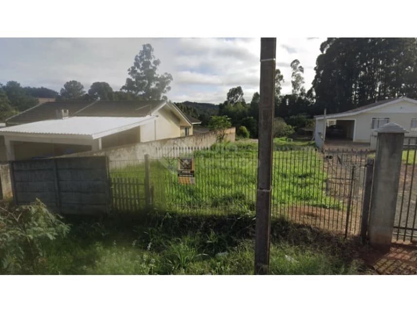 Terreno à venda em leilão