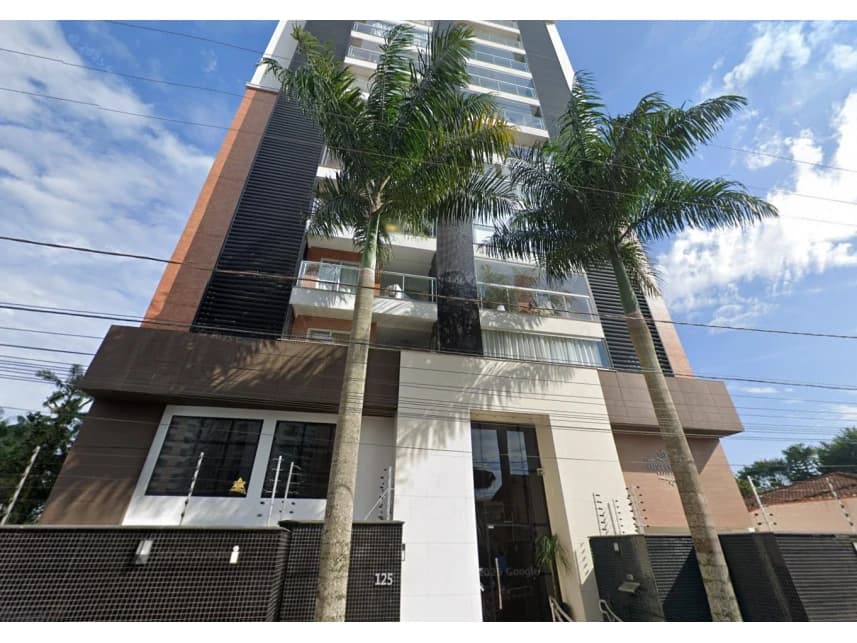 Apartamento à venda em leilão