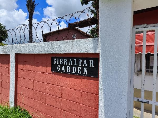 RES MALAGA GARDEN