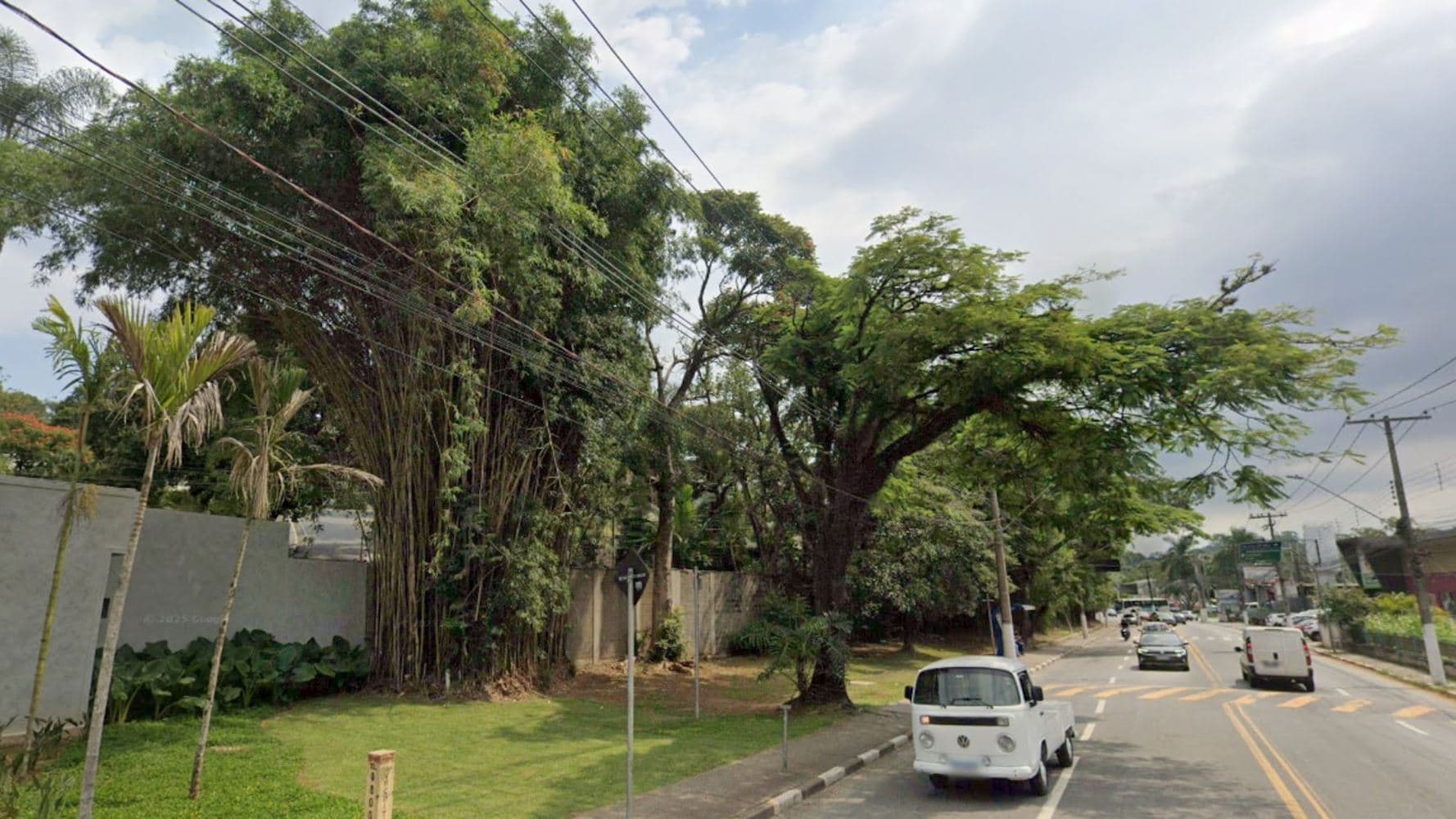 Casa no "Condomínio Arujazinho IV" - Arujazinho IV - Arujá/SP - foto 4