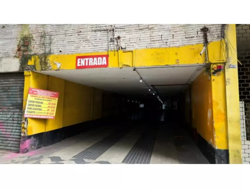 Box de Garagem à venda em leilão