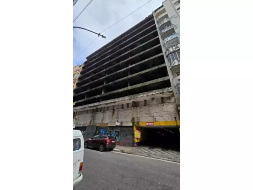Box de Garagem à venda em leilão - foto 4