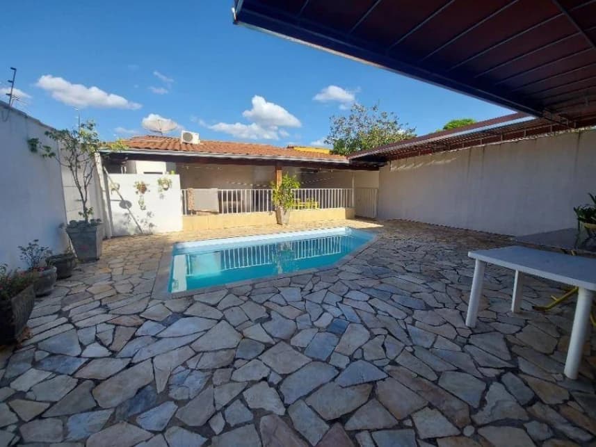 Casa à venda em leilão - foto 3
