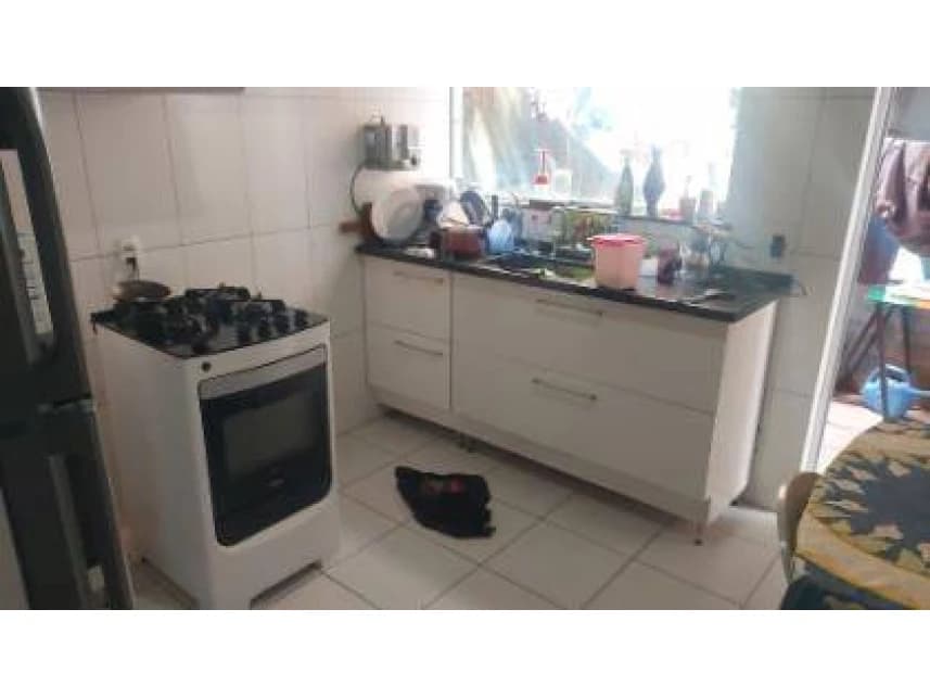 Casa à venda em leilão - foto 2