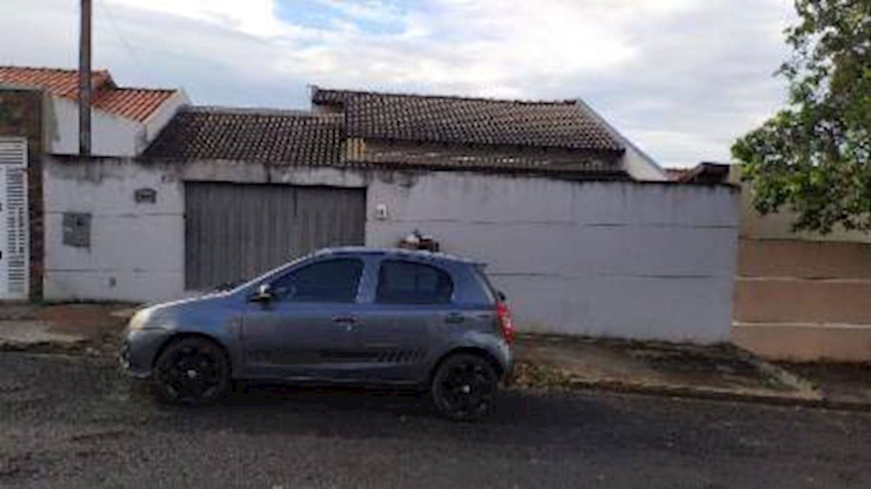 Casa, Padrão, 0 vaga(s) de garagem