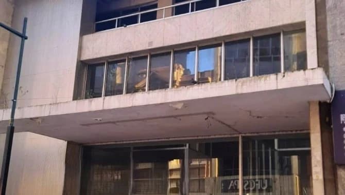 Ex-Agência 2.700 m² - Centro Histórico - Porto Alegre - RS - foto 5