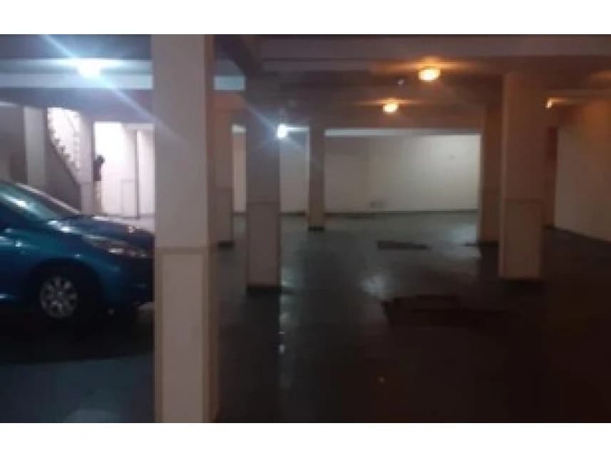 Apartamento à venda em leilão - foto 3