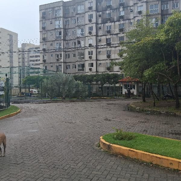 CONDOMÍNIO CANDEIAS VILLE