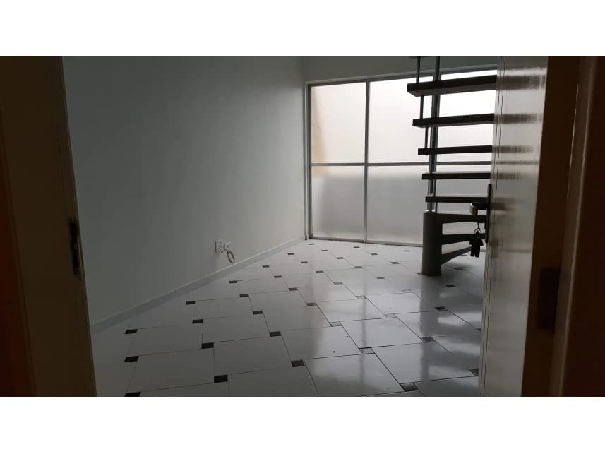 Apartamento à venda em leilão - foto 5