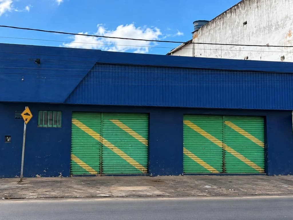 Prédio Comercial 68 m² - Itapetinga-BA - Avenida Itabuna, 389 - Centro