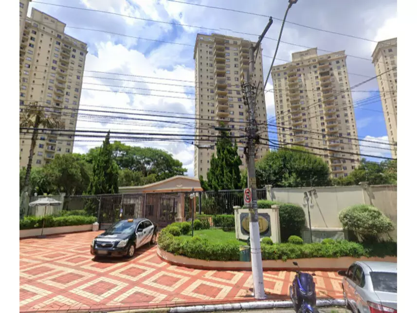 Apartamento à venda em leilão