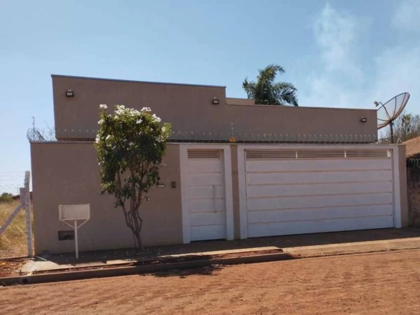 Casa à venda em leilão - foto 2