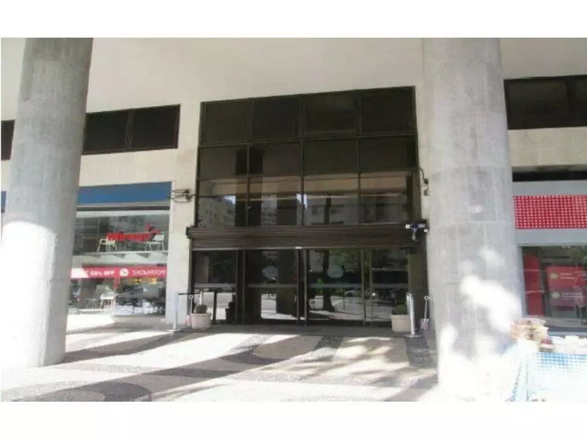 Salas Comerciais à venda em leilão - foto 2