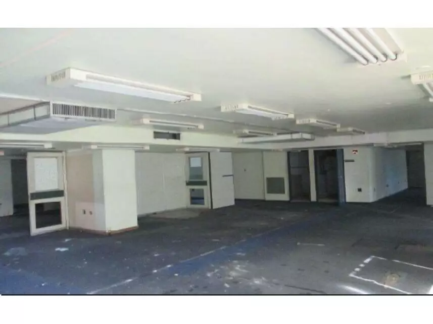 Salas Comerciais à venda em leilão - foto 5