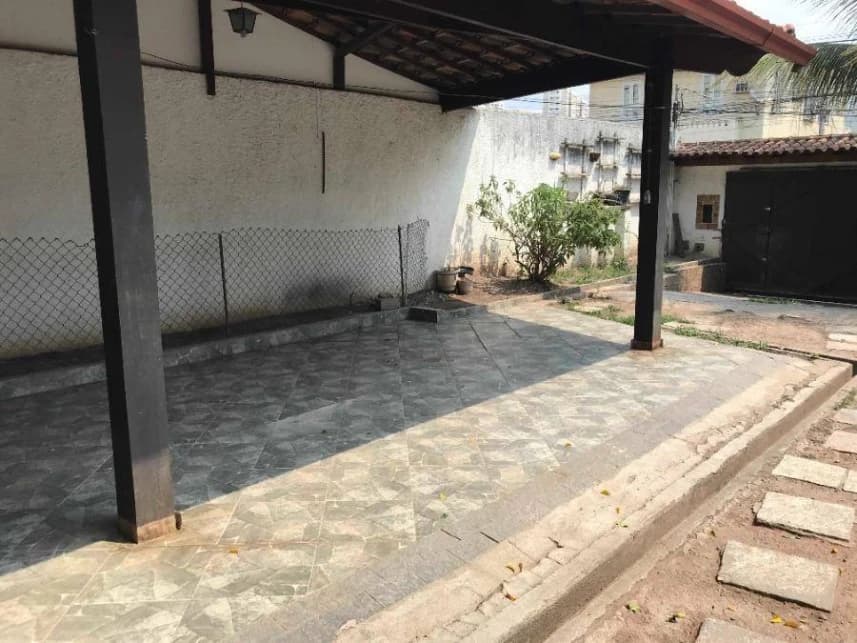 Apartamento à venda em leilão