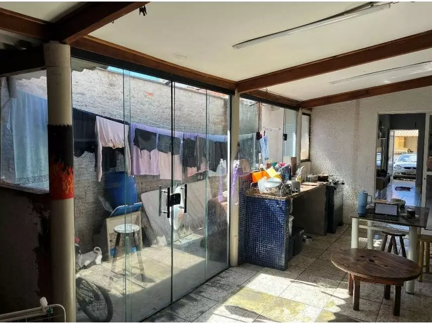 Casa à venda em leilão - foto 2