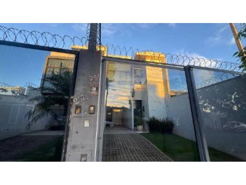 Casa à venda em leilão - foto 2