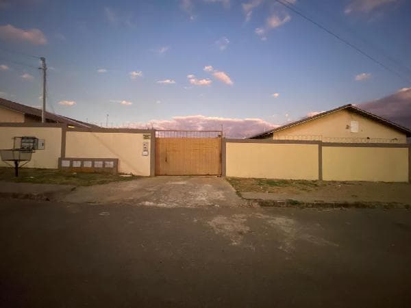 COND RES QUEIROZ VIII