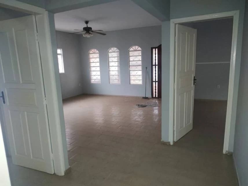 Casa à venda em leilão - foto 2