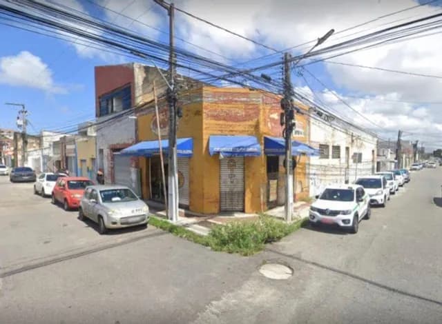 PRÉDIO TÉRREO NA RUA LARANJEIRAS - foto 2