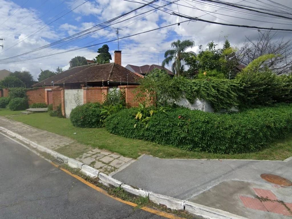 Casa 132 m² em Terreno de 1.325 m² - Centro - Pinhais - PR - foto 2