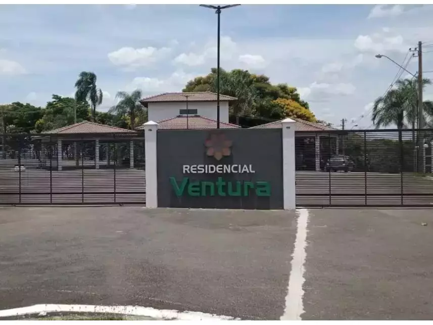 Terreno à venda em leilão