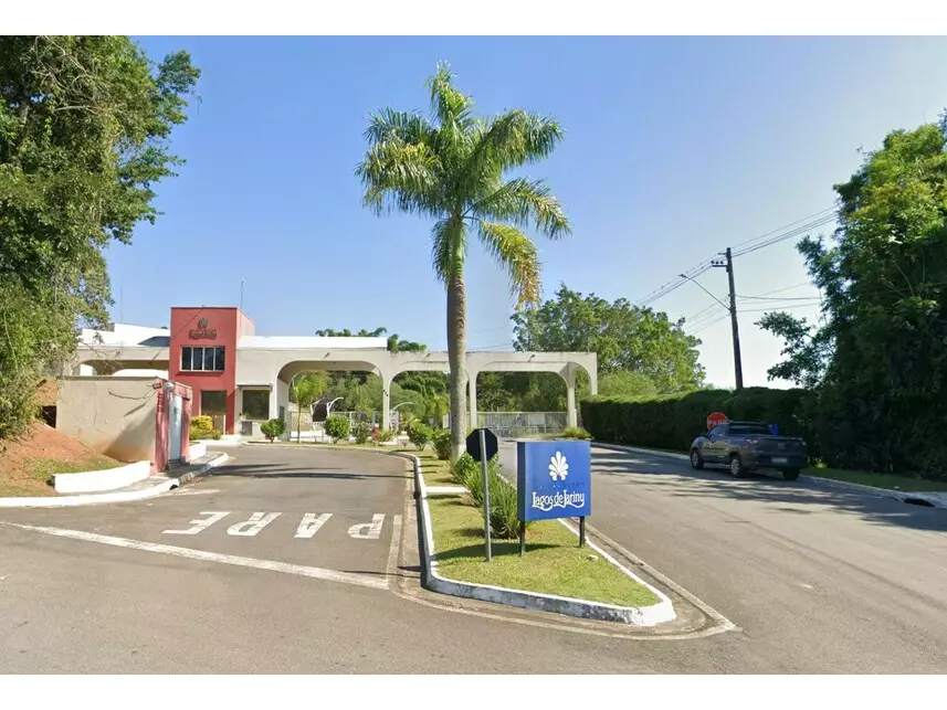 Terreno à venda em leilão
