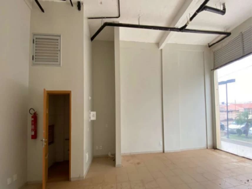 Salão Comercial à venda em leilão