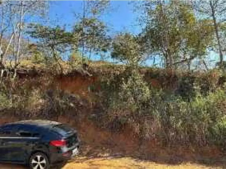 Terreno à venda em leilão