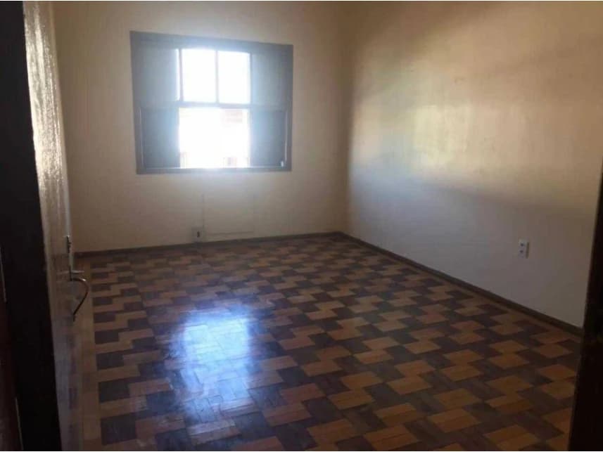 Apartamento à venda em leilão