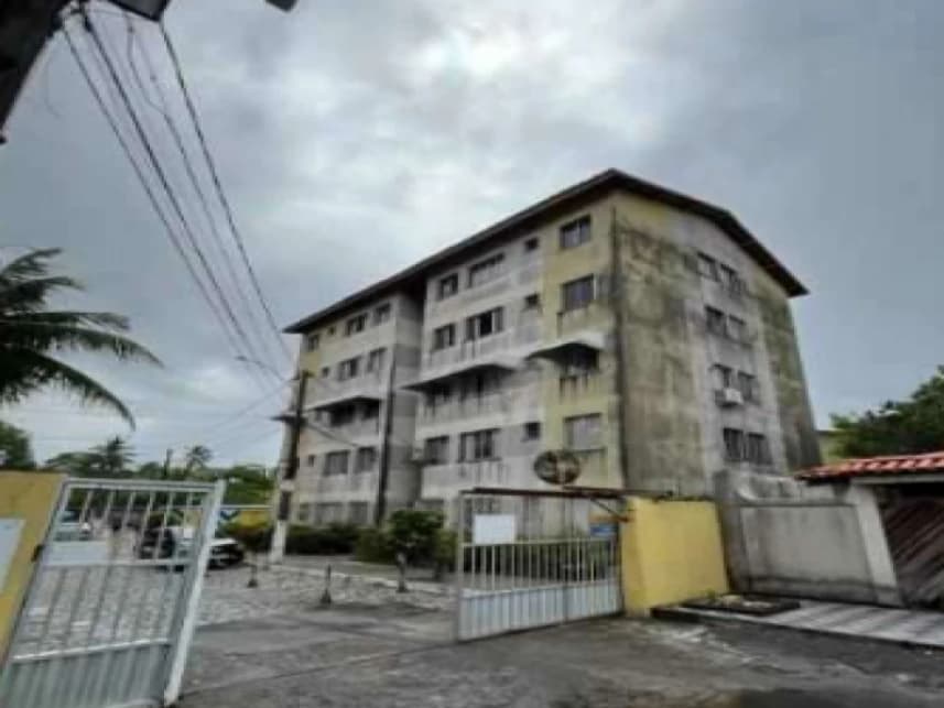 Apartamento à venda em leilão
