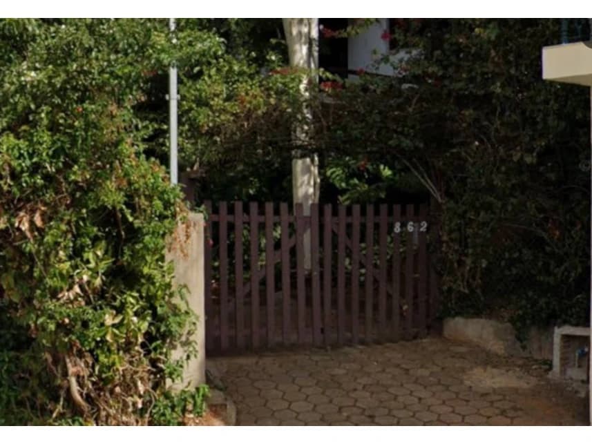 Casa à venda em leilão - foto 2