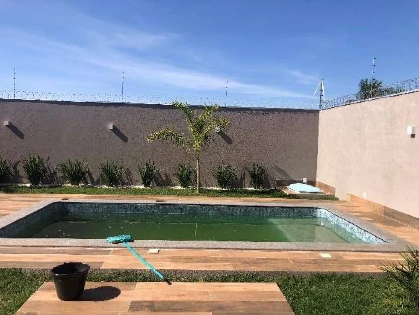Casa à venda em leilão - foto 2