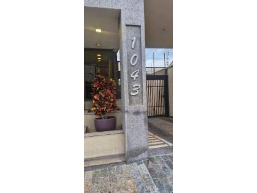 Apartamento à venda em leilão - foto 2