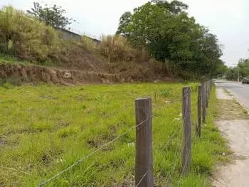 Terreno à venda em leilão