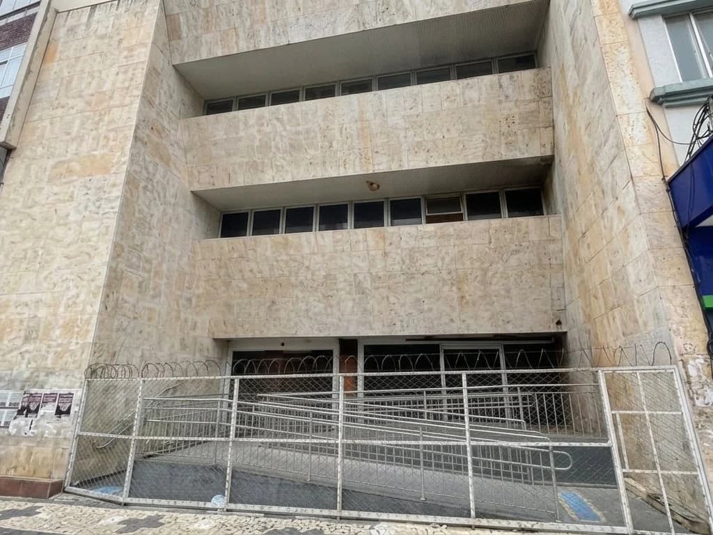 Prédio Comercial 221 m² (com 3 pavimentos) - Centro - Campos dos Goytacazes - RJ - foto 2