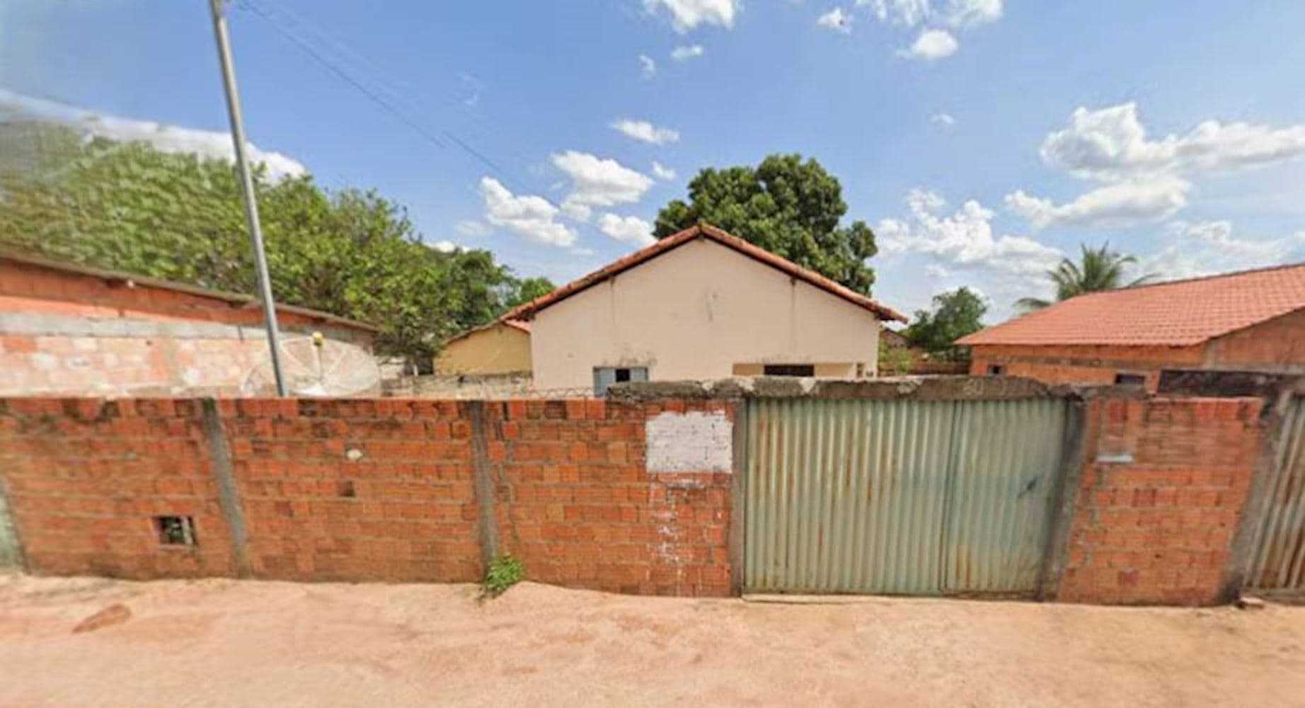 Casa, Padrão, 0 vaga(s) de garagem