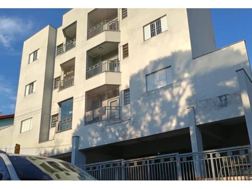 Apartamento à venda em leilão