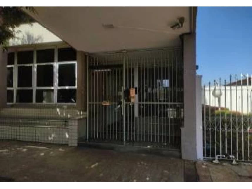 Apartamento à venda em leilão - foto 2
