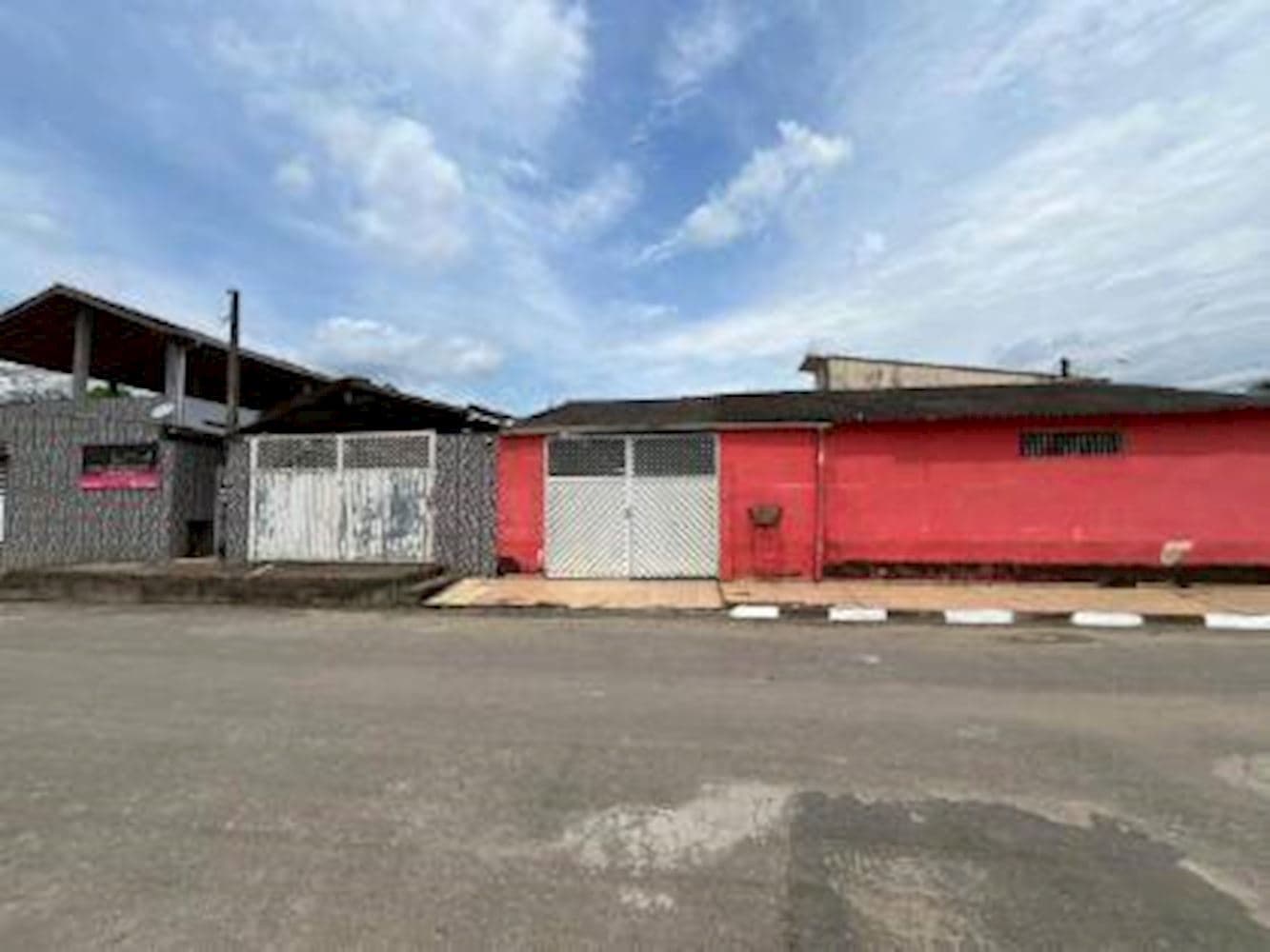 Casa, Padrão, 3 vaga(s) de garagem - foto 2