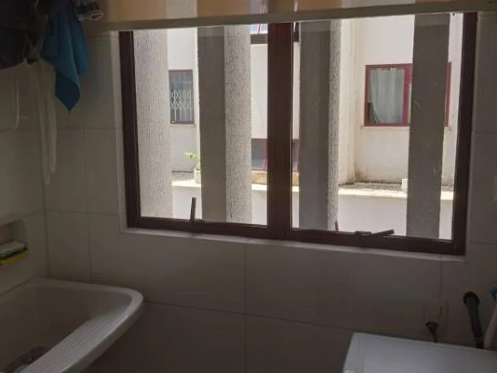 Apartamento 106 m² de área total (Condomínio frente à praia) - Centro - Itapema - SC